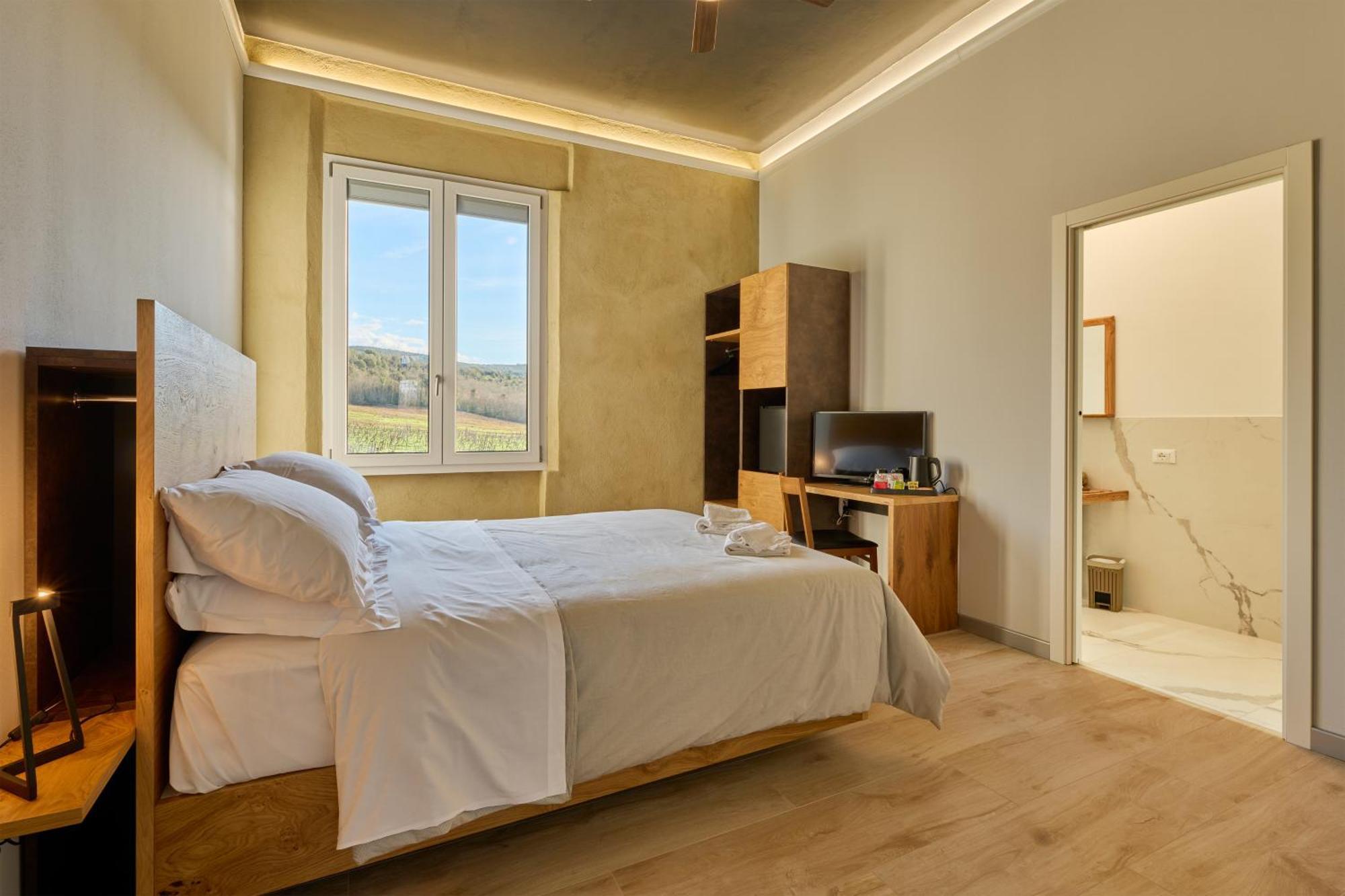 La Dama Country Rooms Monteriggioni Bagian luar foto